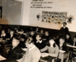 Lekcja w szkole w Dołubowie r.1969 zdjęcie Janiny Glińskiej